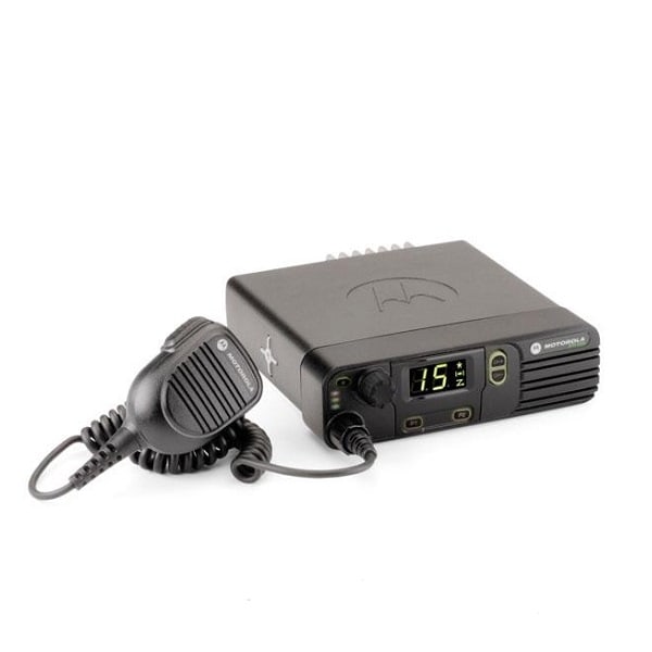 Автомобильная рация Motorola DM3400 