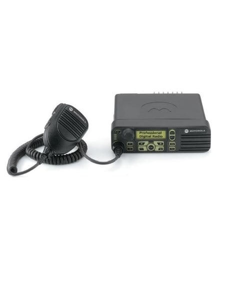 Автомобильная рация Motorola DM3600 